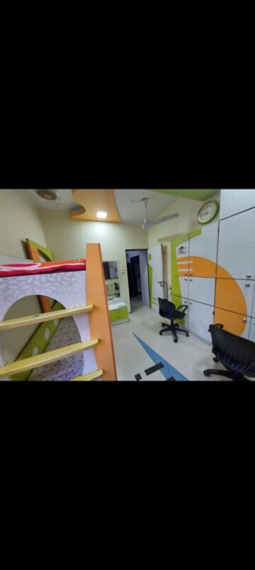 Master Bedroom in 3 BHK Apartment at Thane West – for Rent