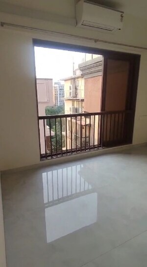 Bedroom in 3 BHK Apartment at Geetanjali Heritage, Chembur – for Rent