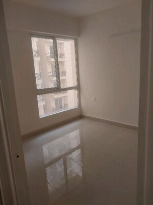 Room in 3 BHK Apartment at ROF Amaltas, Sector 92 – for Rent