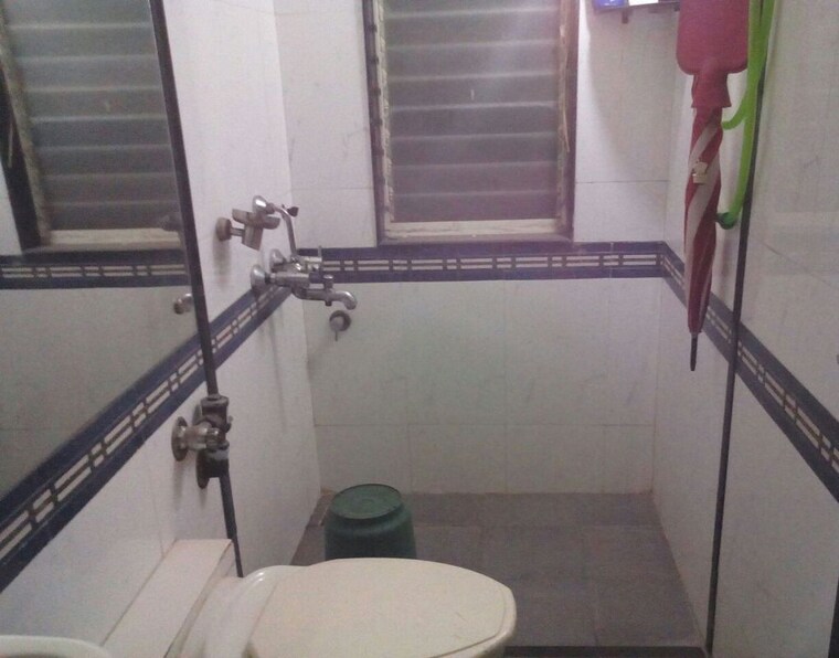 Bathroom, rustomjee-ozone 2 Bedroom 1045 Sq.Ft. Apartment In Goregaon West Mumbai 9937345