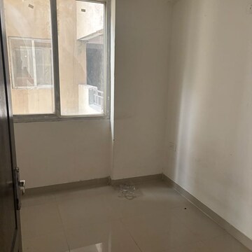 Room in 3 BHK Apartment at Sector 74 – for Rent