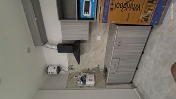 Master Bedroom in 1 RK Builder Floor at Huda Market, Sector 31 – for Rent