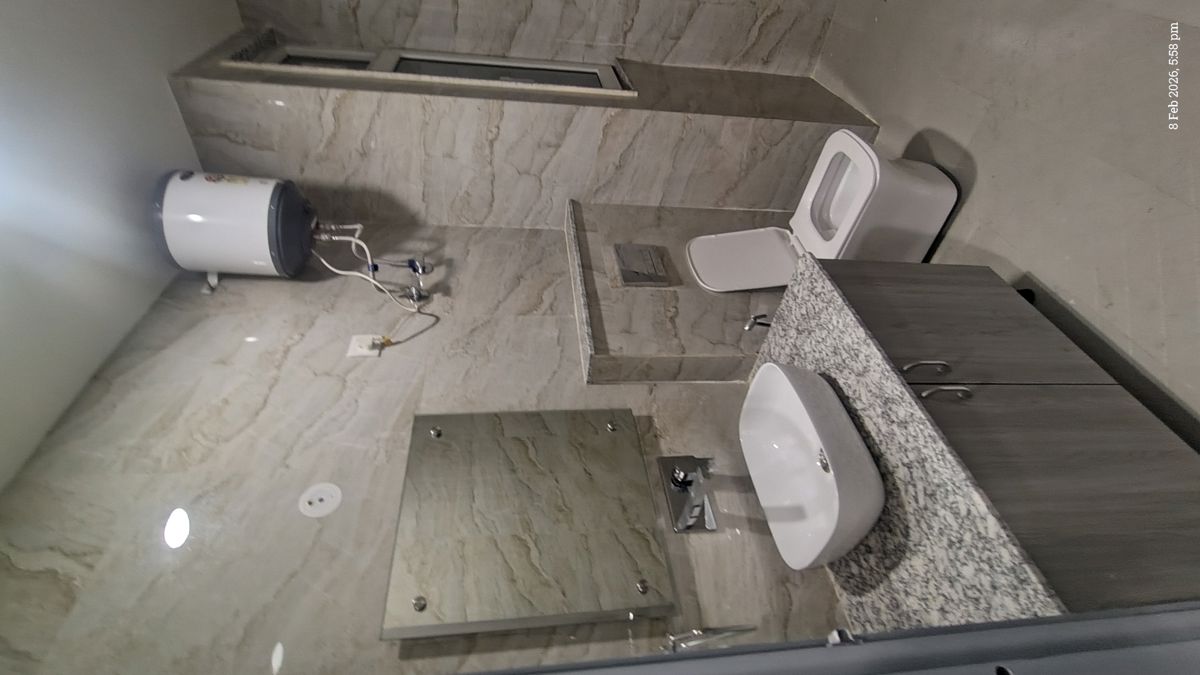 1 RkBuilder Floor For Rent in Huda Market