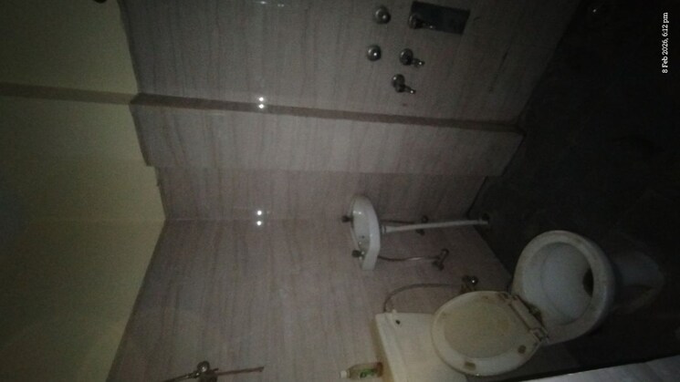 Bathroom, huda-market 1 RK 270 Sq.Ft. Independent House In Sector 31 Gurgaon 9937399