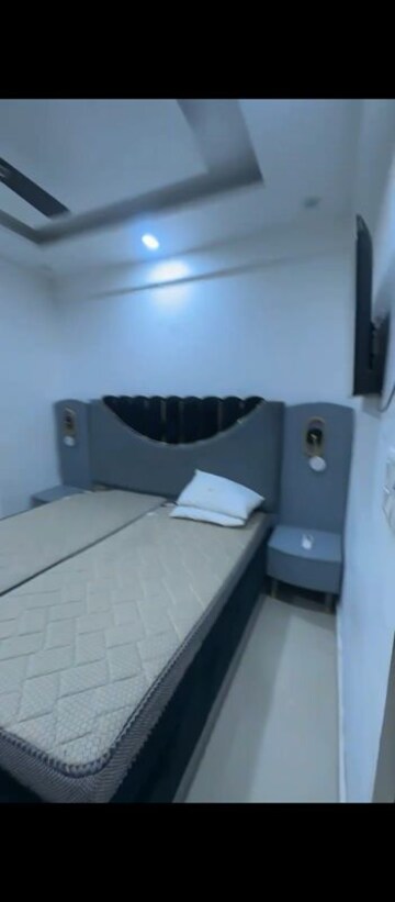 Bathroom in 3 BHK Apartment at Adore Happy Homes, Sector 86 – for Rent