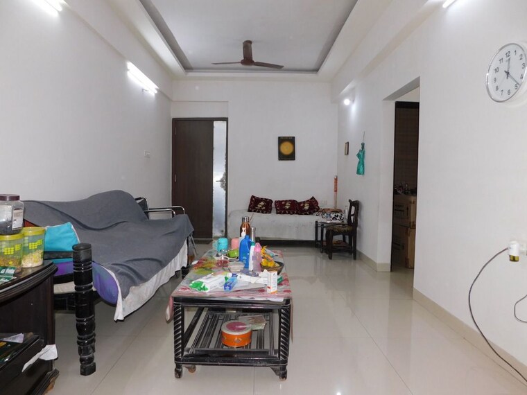 Living Room, lok-sarita 2 Bedroom 800 Sq.Ft. Apartment In Andheri East Mumbai 9937417