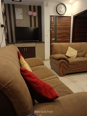 Bedroom in 3 BHK Builder Floor at Canal Road – for Rent