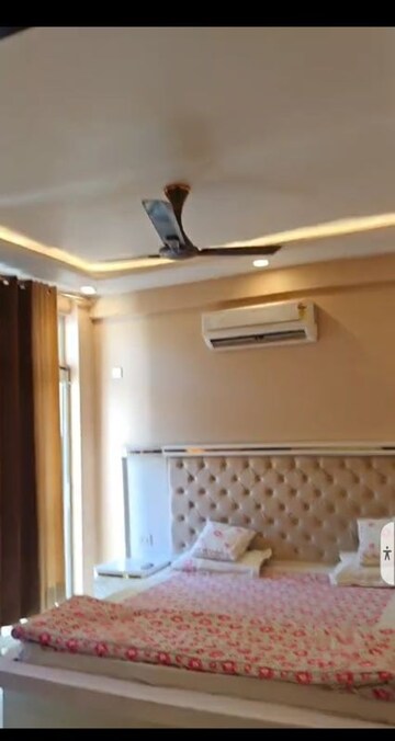 Furnished Amenities in 3 BHK Apartment at Levana Celebrity Gardens, Sushant Golf City – for Rent