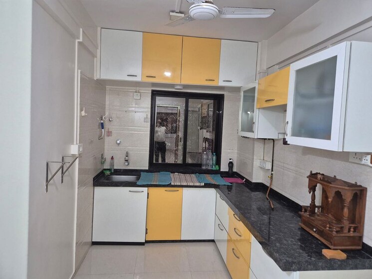 Kitchen, bandra west 2 Bedroom 700 Sq.Ft. Apartment In Bandra West Mumbai 9937406