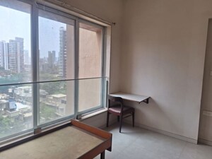 Room in 1 BHK Apartment at Prime Pride Heights, Andheri West – for Rent