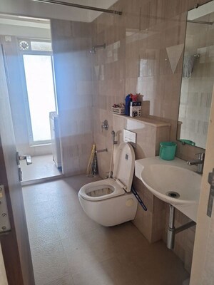 Bathroom in 1 BHK Apartment at Prime Pride Heights, Andheri West – for Rent