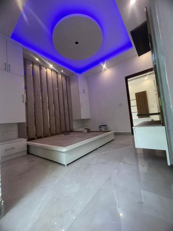 4 BHK + Servant Room Builder Floor For Sale in Vasundhara Sector 12