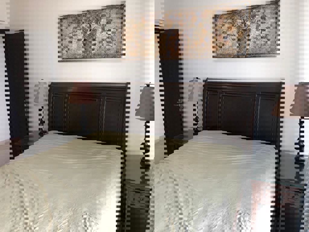 3 BHK 1500 Sq.Ft. Apartment in Rustomjee OZone