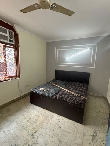 Furnished Amenities in 2 BHK Builder Floor at Saket – for Rent