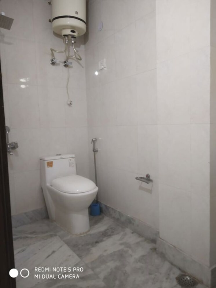Bathroom, khirki extension 2 Bedroom 750 Sq.Ft. Builder Floor In Khirki Extension Delhi 8588065