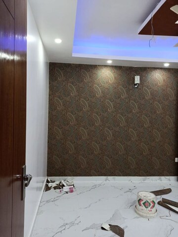Furnished Amenities in 3 BHK Builder Floor at Malviya Nagar – for Sale