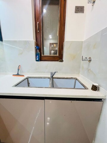 Furnished Amenities in 3 BHK Builder Floor at RPS Palm Drive, Sector 88 – for Rent