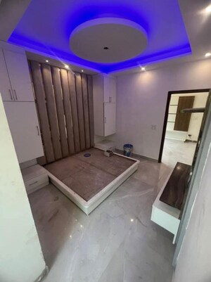 Team Area in 4 BHK Builder Floor at Vasundhara Sector 12 – for Sale