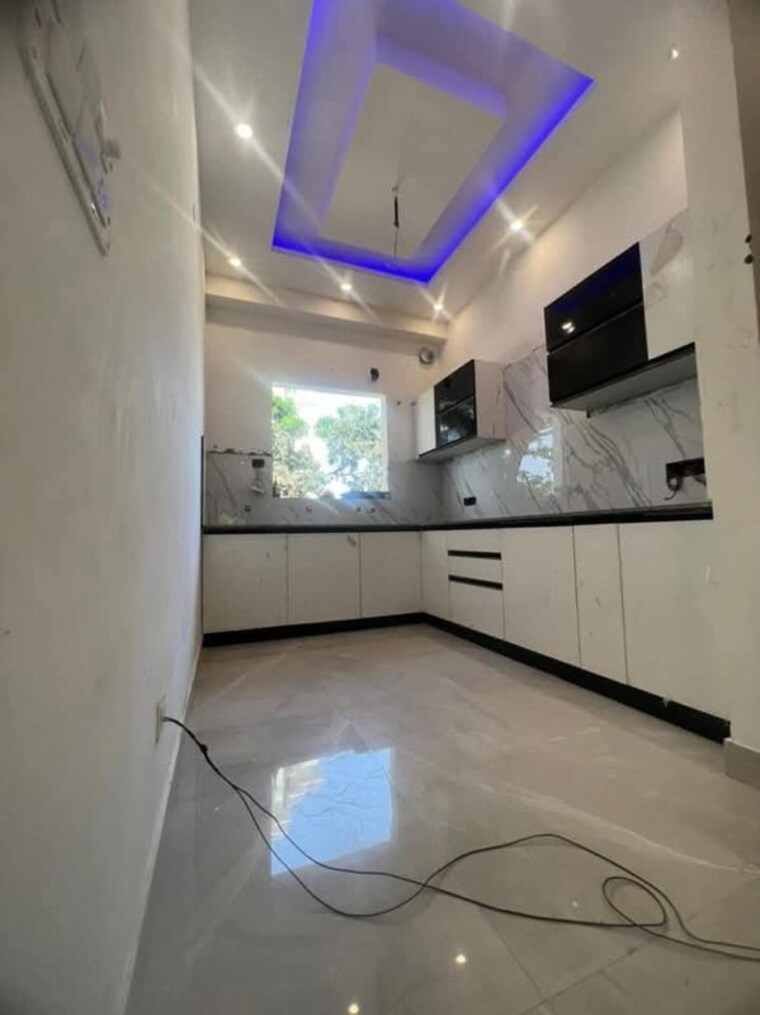 Bathroom, vasundhara sector 12 4 Bedroom 1985 Sq.Ft. Builder Floor In Vasundhara Sector 12 Ghaziabad 9937643