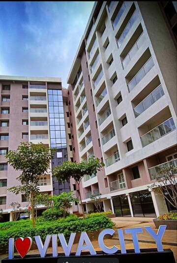 2 BHK Apartment For Rent in Kohinoor Viva City, Dhanori