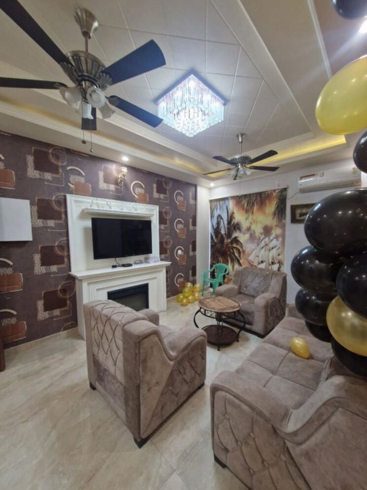  Parking, gms road 3 Bedroom 1800 Sq.Ft. Builder Floor In Gms Road Dehradun 9937762