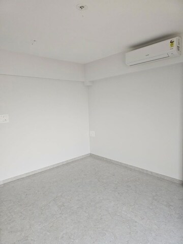 Room in 3 BHK Apartment at Chembur – for Sale