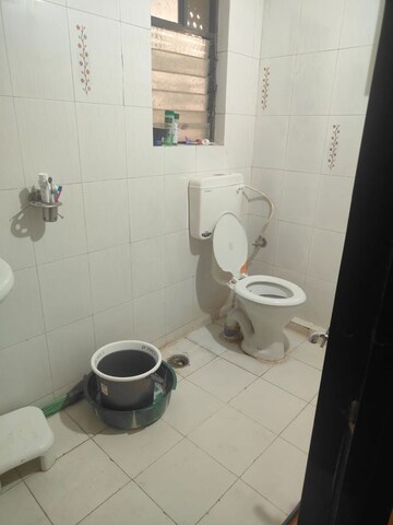 Master Bedroom in 2 BHK Apartment at Tingre Nagar – for Rent