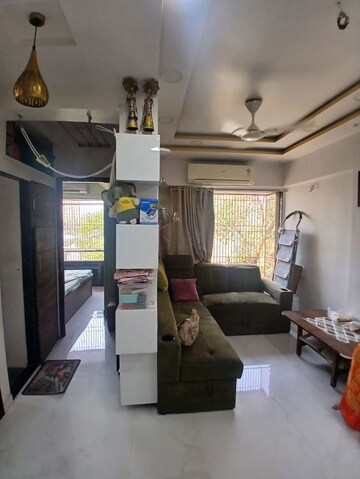 2 BHK Apartment For Sale in Borivali East