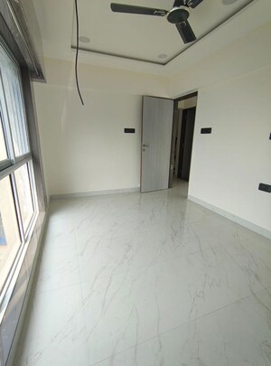 Room in 2 BHK Apartment at Ghatkopar East – for Rent