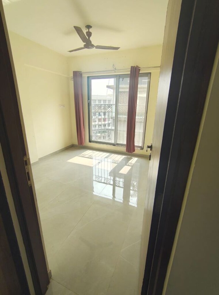 Room, ghatkopar east 2 Bedroom 488 Sq.Ft. Apartment In Ghatkopar East Mumbai 9937940