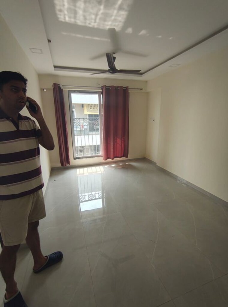 Room, ghatkopar east 2 Bedroom 488 Sq.Ft. Apartment In Ghatkopar East Mumbai 9937940