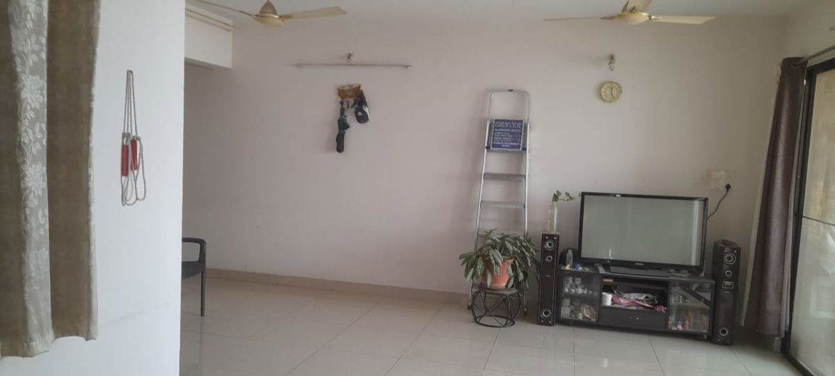 2 BHK + Study Room Apartment For Rent in Sargam CHS Nanded
