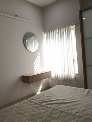 Room in 1 BHK Apartment at New Front 48 Central Park, Hadapsar – for Sale