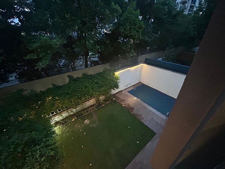 Swimming Pool, tata-primanti-villas 4 Bedroom 7166 Sq.Ft. Villa In Sector 72 Gurgaon 9937975
