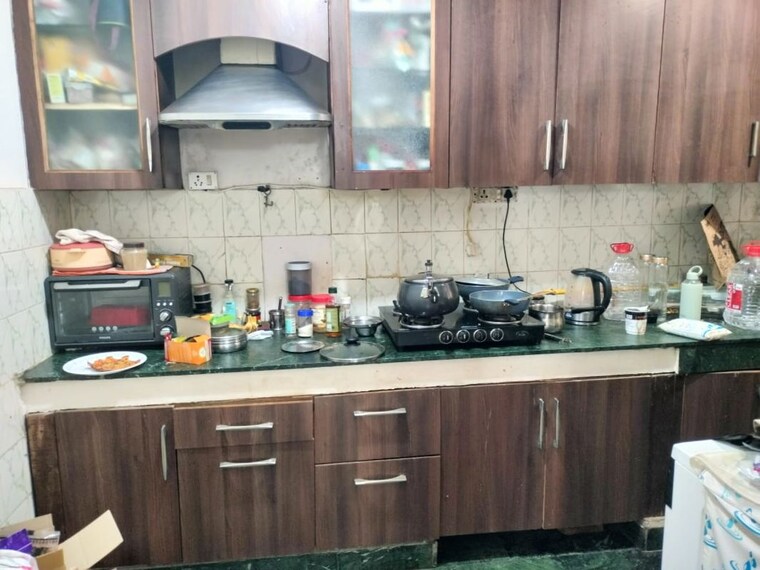 Kitchen, sector 52 3 Bedroom 1000 Sq.Ft. Builder Floor In Sector 52 Gurgaon 9938072