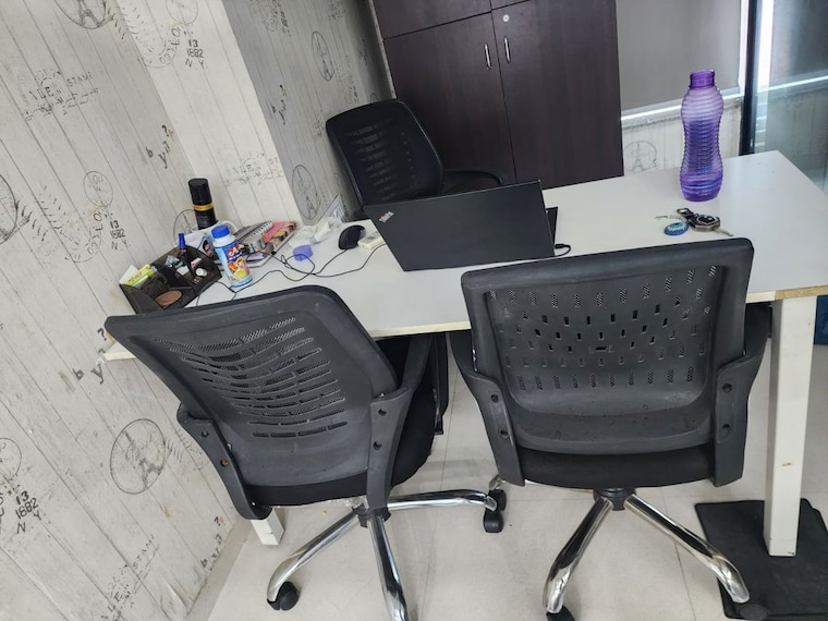 Team Area, science city Commercial Office Space 2256 Sq.Ft. In Science City Ahmedabad 9938088