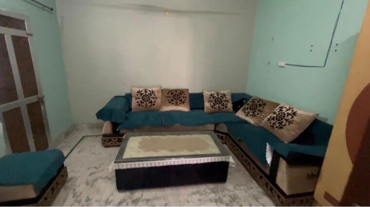 Living Room, chi ii greater noida 3 Bedroom 2000 Sq.Ft. Independent House In Chi Ii Greater Noida Greater Noida 9923920