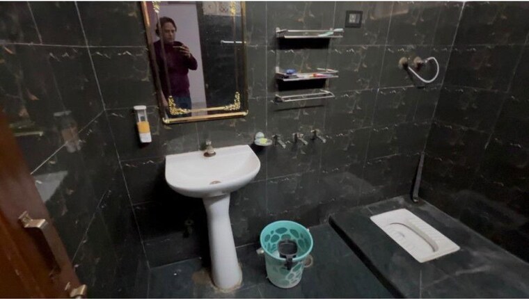 Bathroom, chi ii greater noida 3 Bedroom 2000 Sq.Ft. Independent House In Chi Ii Greater Noida Greater Noida 9923920
