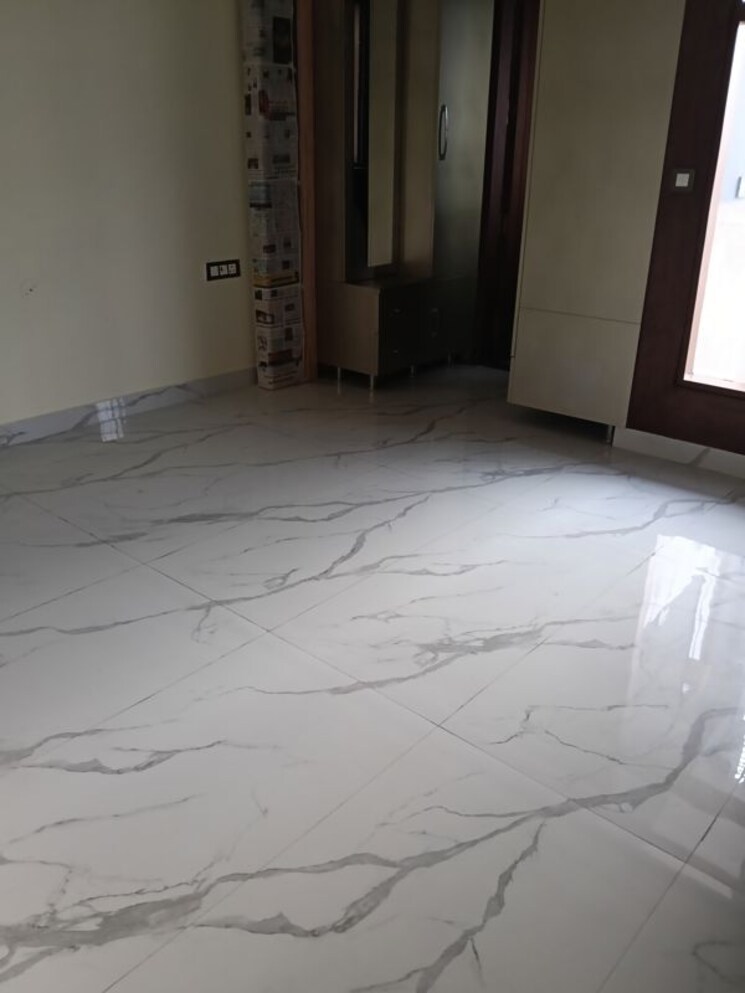 Room, empire-floors 3.5 Bedroom 1850 Sq.Ft. Builder Floor In Sector 57 Gurgaon 9938124