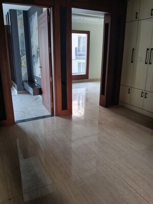 Living Room in 3.5 BHK Builder Floor at Empire Floors, Sector 57 – for Rent