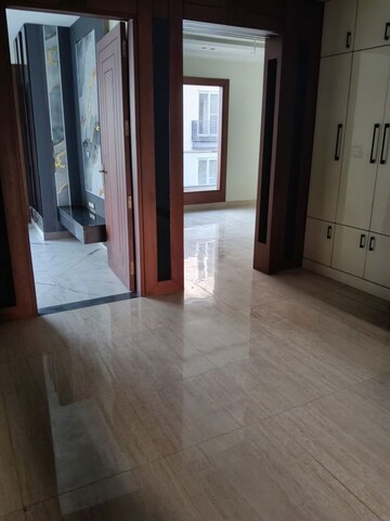 Living Room in 3.5 BHK Builder Floor at Empire Floors, Sector 57 – for Rent