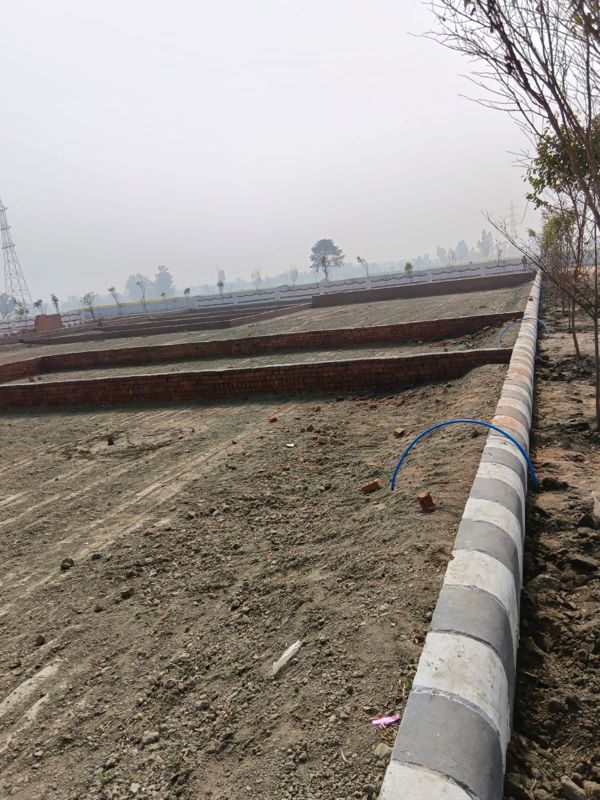 Plot For Sale in Ujjain Road