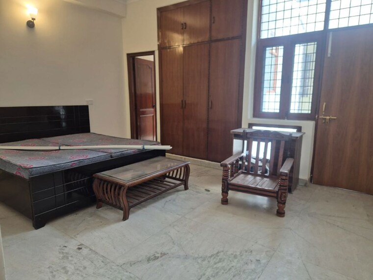 Living Room, rwa-apartments-sector-41 2 Bedroom 1800 Sq.Ft. Builder Floor In Sector 41 Noida 9938189