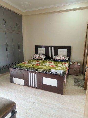 Bedroom in 2 BHK Builder Floor at Eldeco Ananda, Sector 48 – for Rent