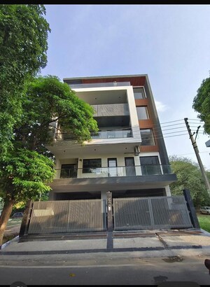 3 BHK Apartment – Exterior View View at Jeevan Tara Apartment, Sector 43 - for Rent