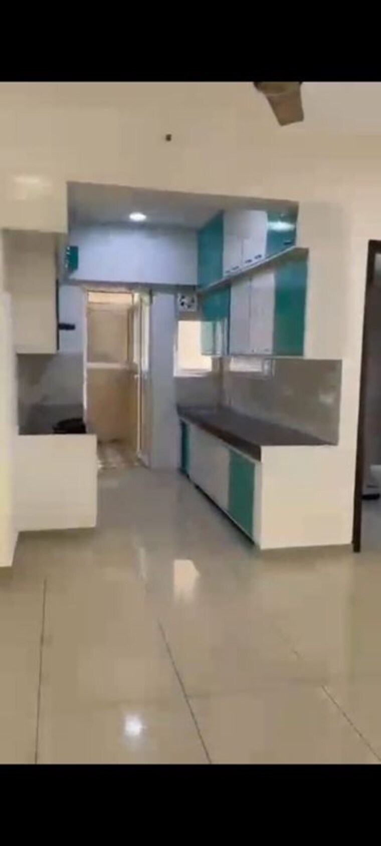 Kitchen, landcraft-golf-links 3 Bedroom 1600 Sq.Ft. Apartment In Pandav Nagar Ghaziabad 9938144