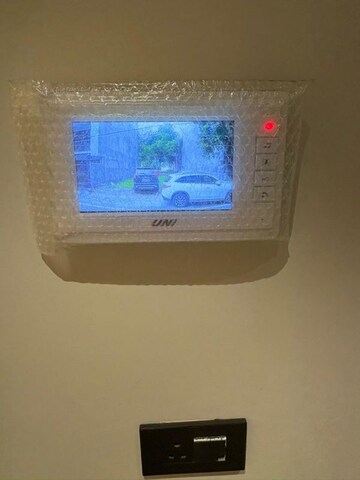 Furnished Amenities in 4 BHK Apartment at Dlf Phase I – for Rent