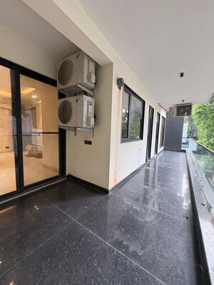 Building Lobby in 4 BHK Apartment at Dlf Phase I – for Rent