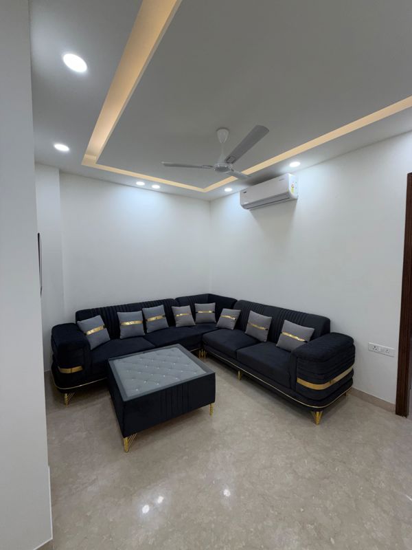3 BHK Builder Floor For Rent in Lajpat Nagar