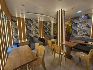 Living Room in  Showroom at Gariahat – for Rent